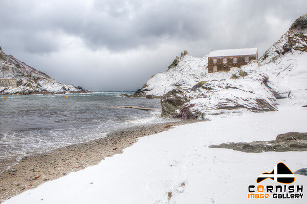 Polperro Beach Covered In Snow 537