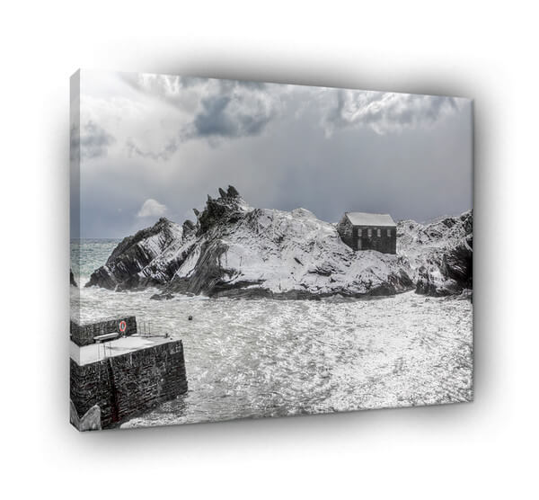 Peak Rock Polperro Covered In Snow 539 - Image 3