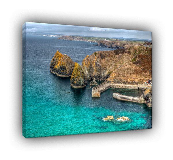 Tranquil Sea Green Water at Mullion 618 - Image 3